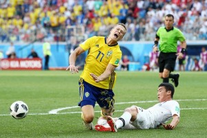 0618-swe-korea-VAR-penalti-claesson