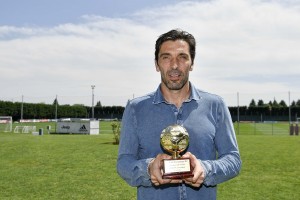 Buffon  g;