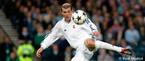 ZIDANE-GOL-2-(FOTO-BUENA),3